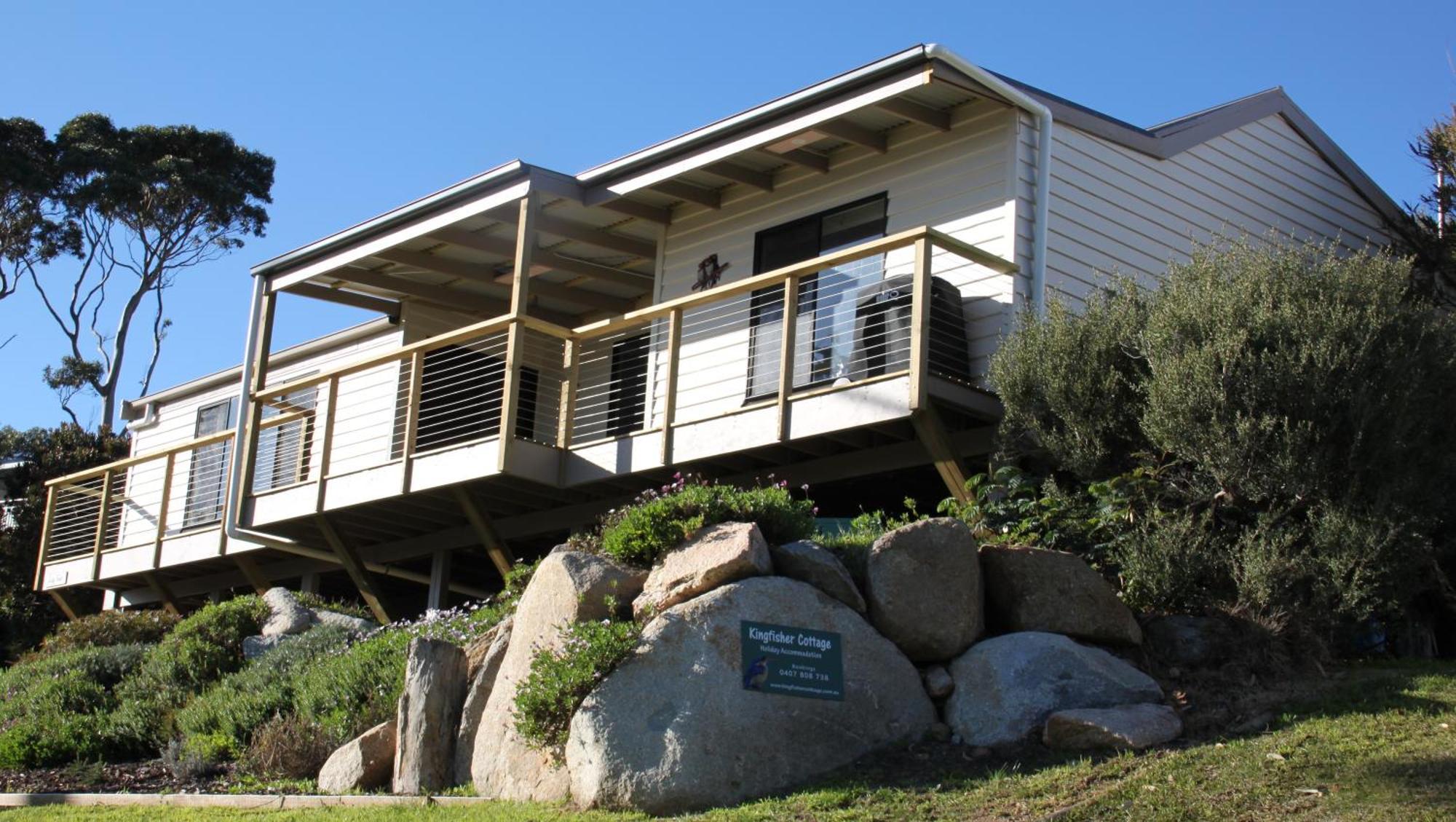 Kingfisher Cottage Beachfront At The Binalong Bay Ngoại thất bức ảnh